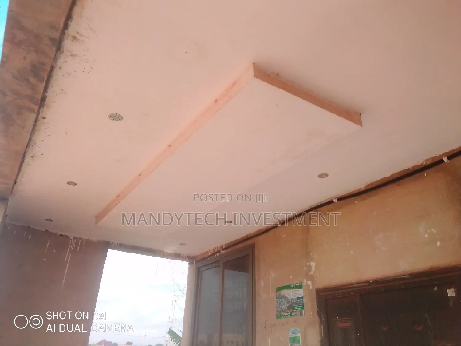 3bdrm Duplex in School Junction for sale