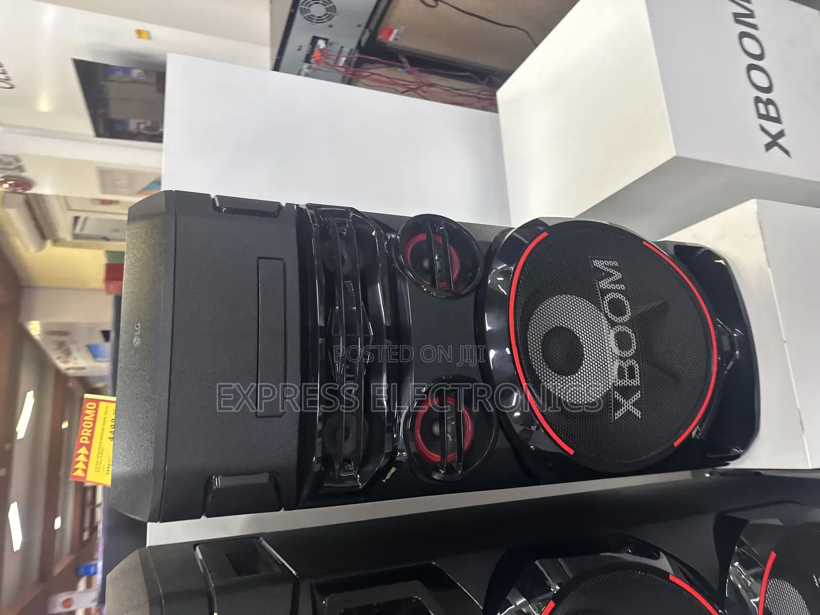 Fell the Vibes With LG Xboom Hi-Fi Bluetooth Speaker On7