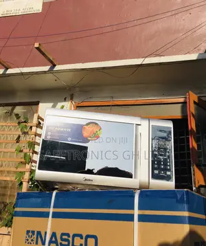 Lasting Midea EMP928ETB Countertop 28 Liters Microwave