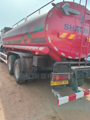 Brand New Water Burser/Tanker Shacman, 20,000liters for Sale
