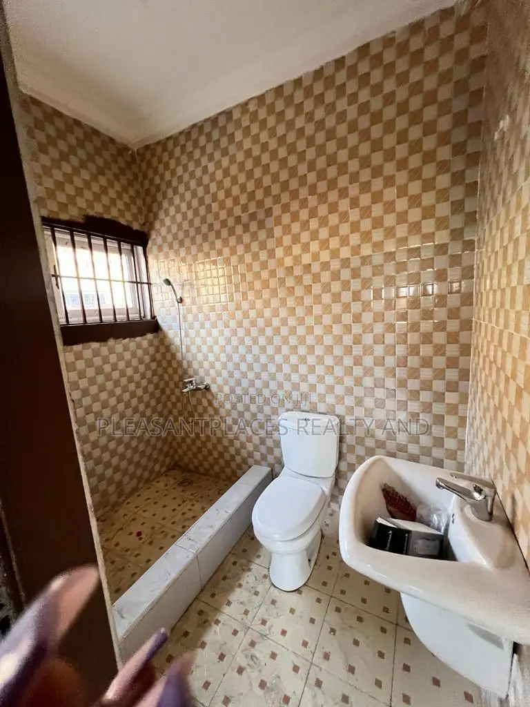 3bdrm House in Pleasantplaces, Lake Side Estate for rent