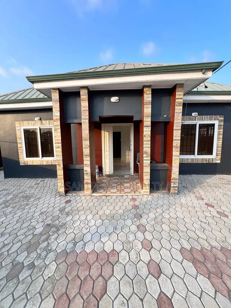 3bdrm House in Pleasantplaces, Lake Side Estate for rent