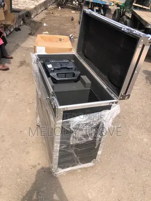 Beam With Suitcase