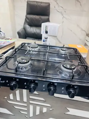 Yucel Gas Cooker 4burner Black.