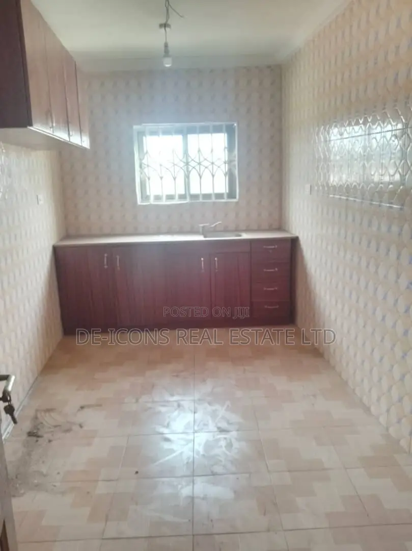 2bdrm Bungalow in De-Icons Real Estate, Awutu Senya East Municipal