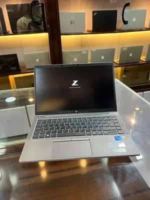 Laptop HP ZBook Firefly G8 16GB Intel Core I7 SSD 512GB