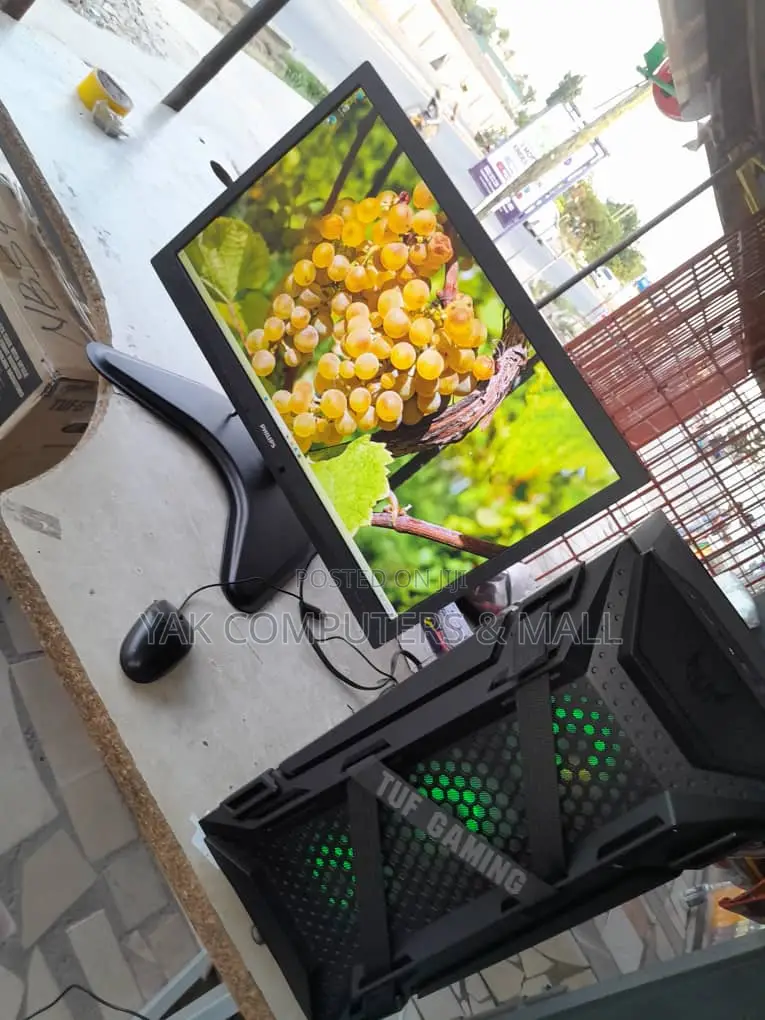New Desktop Computer 16GB Intel Core I7 HDD+SSD 1.5T