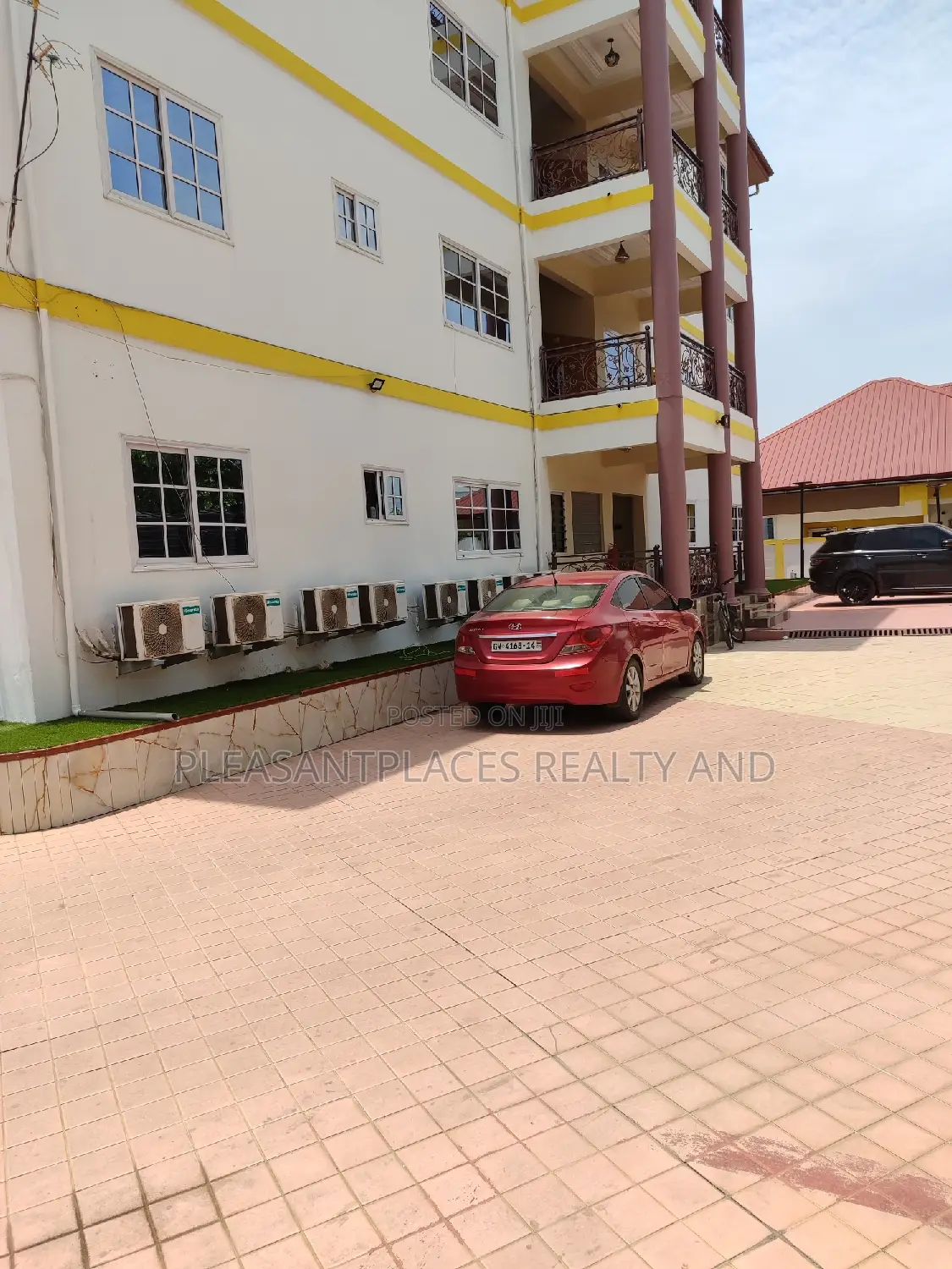 1bdrm Apartment in Pleasantplaces, East Legon for rent
