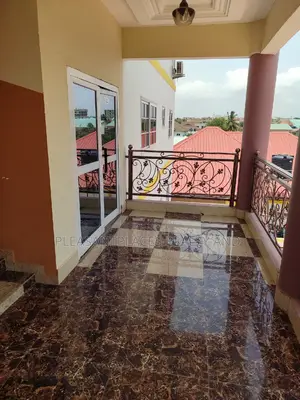 1bdrm Apartment in Pleasantplaces, East Legon for rent