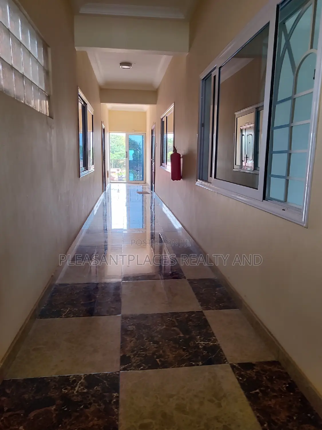 1bdrm Apartment in Pleasantplaces, East Legon for rent