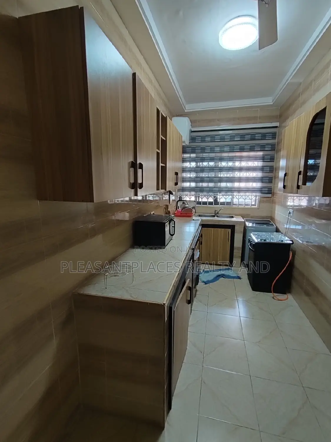 Furnished 1bdrm Apartment in Pleasantplaces, East Legon for rent