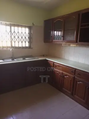 4bdrm House in Teshie Lekma for rent