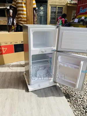 Energy Sufficient Nasco 2 Door Electric Table Top Fridge.