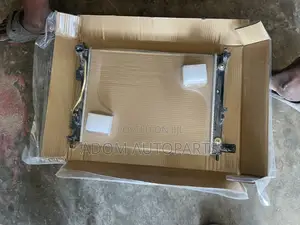 Hyundai Accent Radiator Water Tank 2011 2012 2013 2014 2015 2016