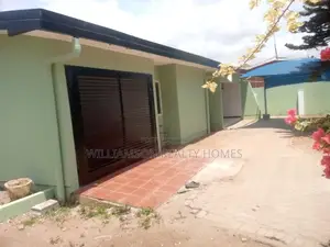 3bdrm House in Community 19 Estate,, Spintex for rent