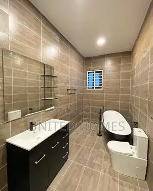 4bdrm House in Oyarifa for sale