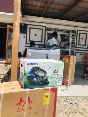 Brand New Samsung VCC457054K Vacumm Cleaner(2000watt).
