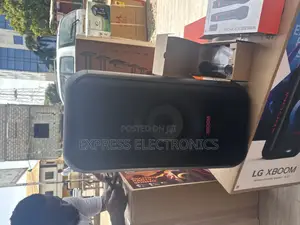 Mesmeric Sleek Black Hi_fi Speaker LG-XL5S