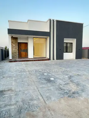 3bdrm House in Pleasantplaces, Accra Metropolitan for sale