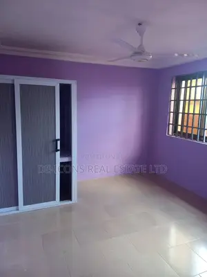 1bdrm Duplex in De-Icons Real Estate, Awutu Senya East Municipal