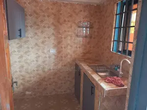 1bdrm Duplex in De-Icons Real Estate, Awutu Senya East Municipal