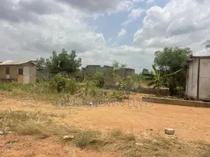 Buy a Genuine Plots of Land From Living Large Properties