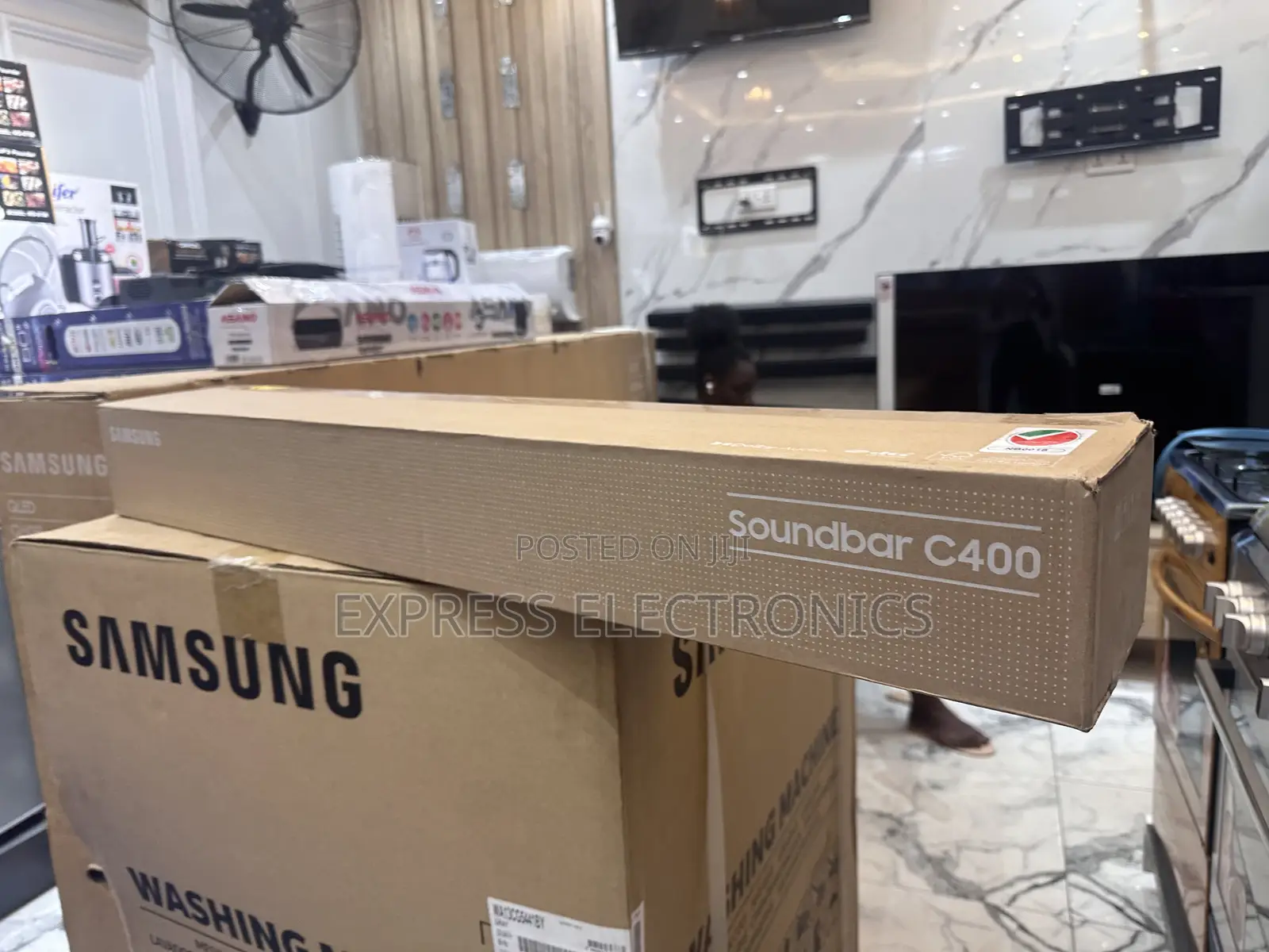 Call Purchase the Samsung Soundbar C400