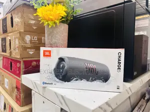 Well Packaged Bluetooth Speaker JBL Charge 5