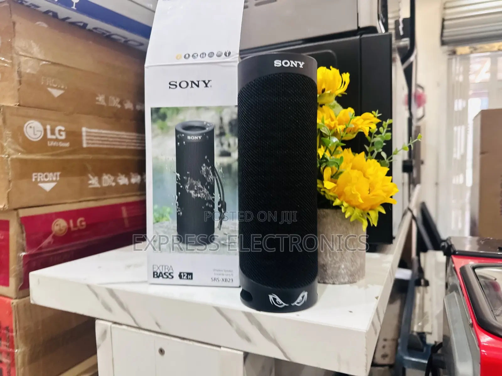 Very Cool  srs-Xb23 Sony Bluetooth Speaker
