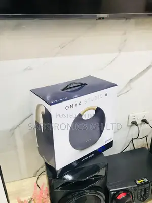 Electric Onyx Studio 6 Black Bluetooth Harman Kardon Speaker