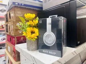 Very Affordable Headphones Beats Solo 3