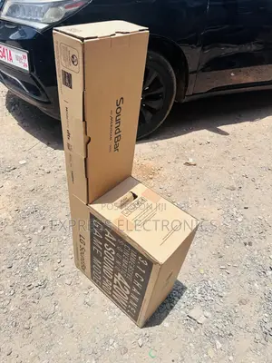 400W SOUBDBAR With Woofer LG S65Q Black. 