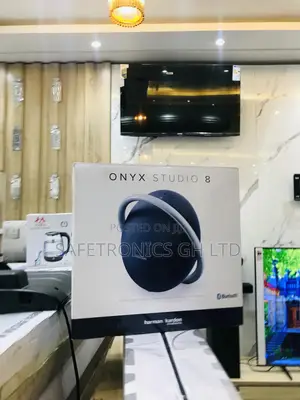 Wireless Black Electric Harman Kardon Onyx Studio 8 Speaker