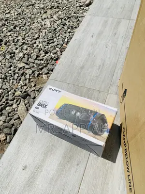 Sony SRS-Xb33 Portable Bluetooth Speaker.