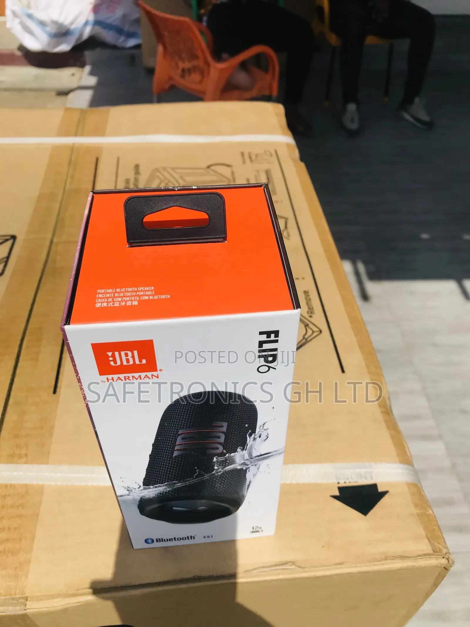 JBL Flip 6 Electric Black Wireless Bluetooth Speaker