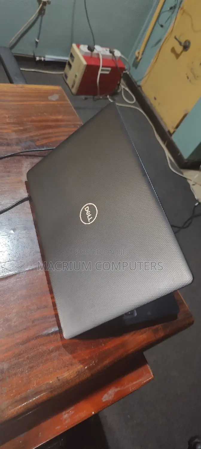 Laptop Dell Latitude 15 3580 8GB Intel Core I7 HDD 1T