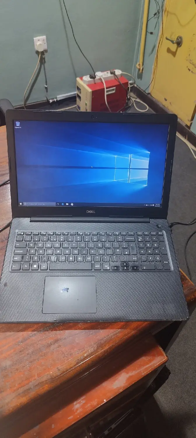 Laptop Dell Latitude 15 3580 8GB Intel Core I7 HDD 1T