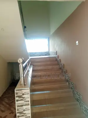 6bdrm House in Amasaman for sale