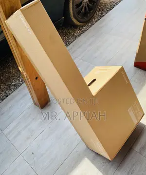 Sleek Design Samsung HW-B650 Electric Bluetooth Sound Bar.