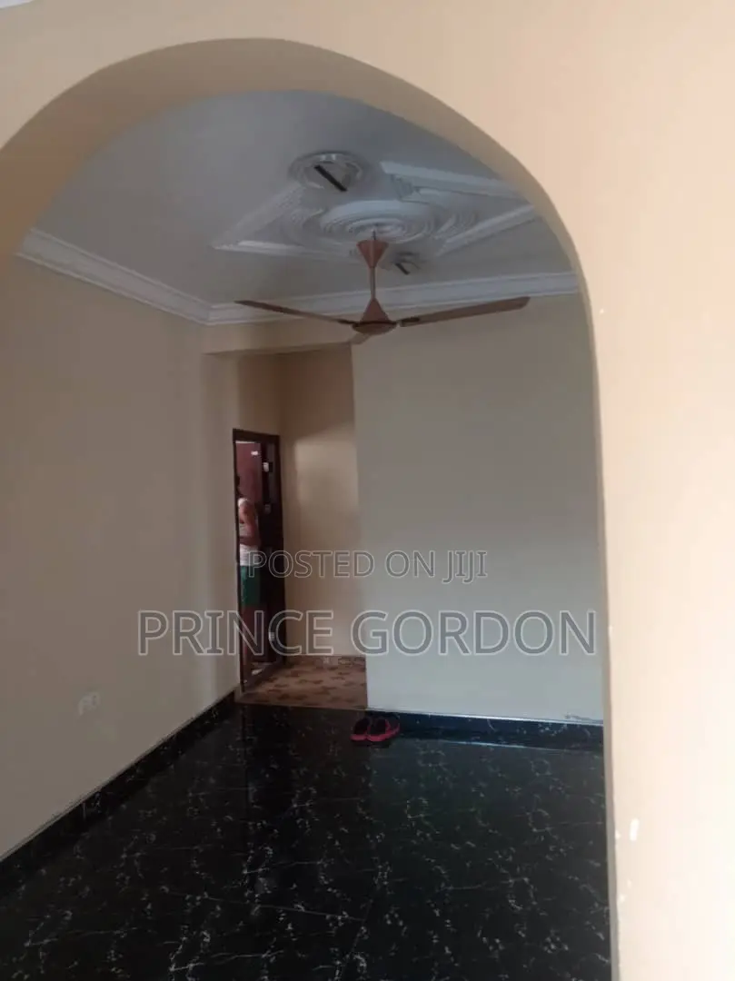 6bdrm House in Amasaman for sale