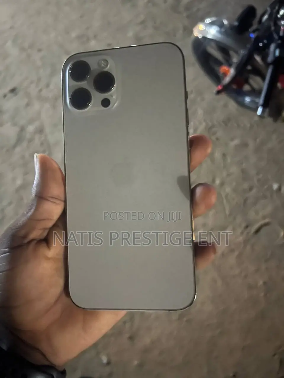 New Apple iPhone 15 Pro Max 256 GB White