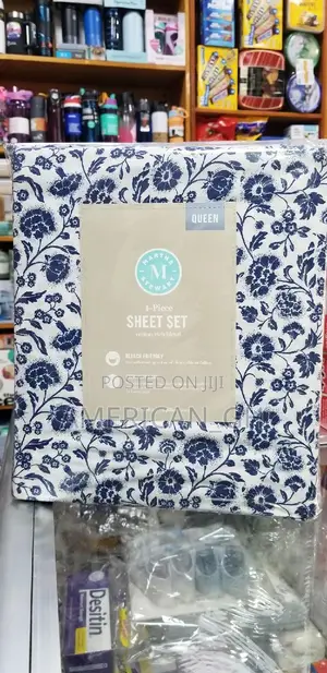 4 Pieces Martha Stewart Sheet Set (Queen)