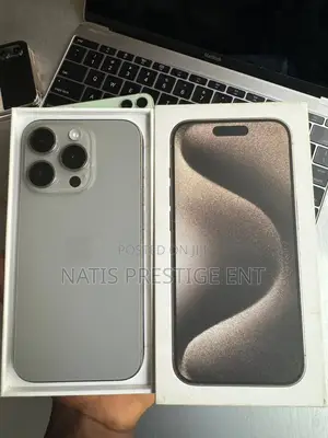 New Apple iPhone 15 Pro Max 256 GB Gold