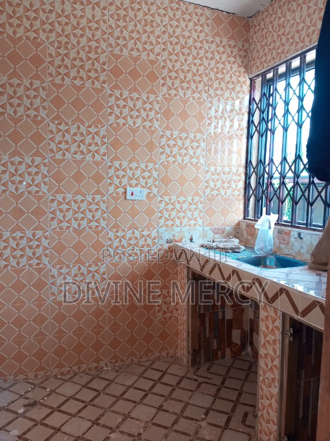 1bdrm Apartment in Obum Road, Awutu Senya East Municipal for rent