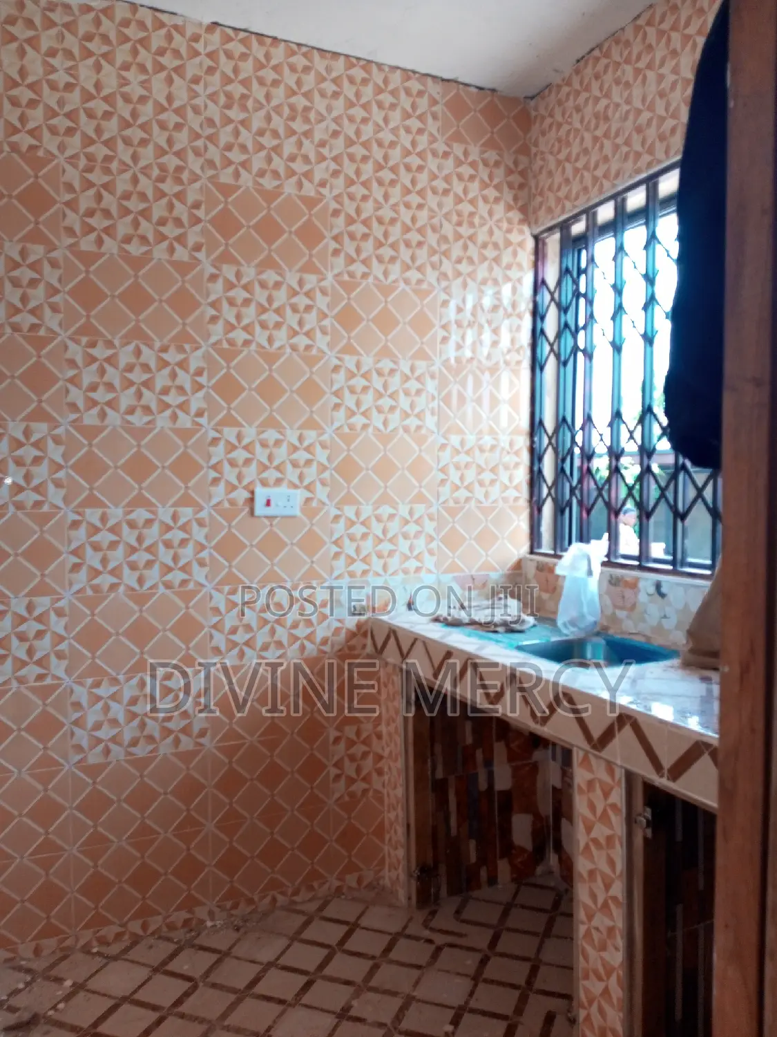 1bdrm Apartment in Obum Road, Awutu Senya East Municipal for rent