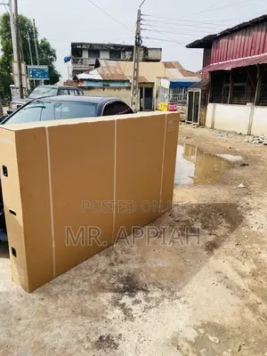 Elegant Black Samsung 85q70 85 Inch Smart Qled Tv. 