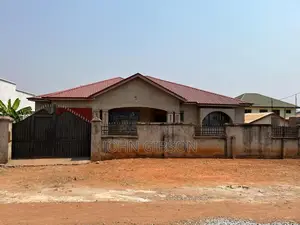 4bdrm House in Ashieye, Frafraha for sale
