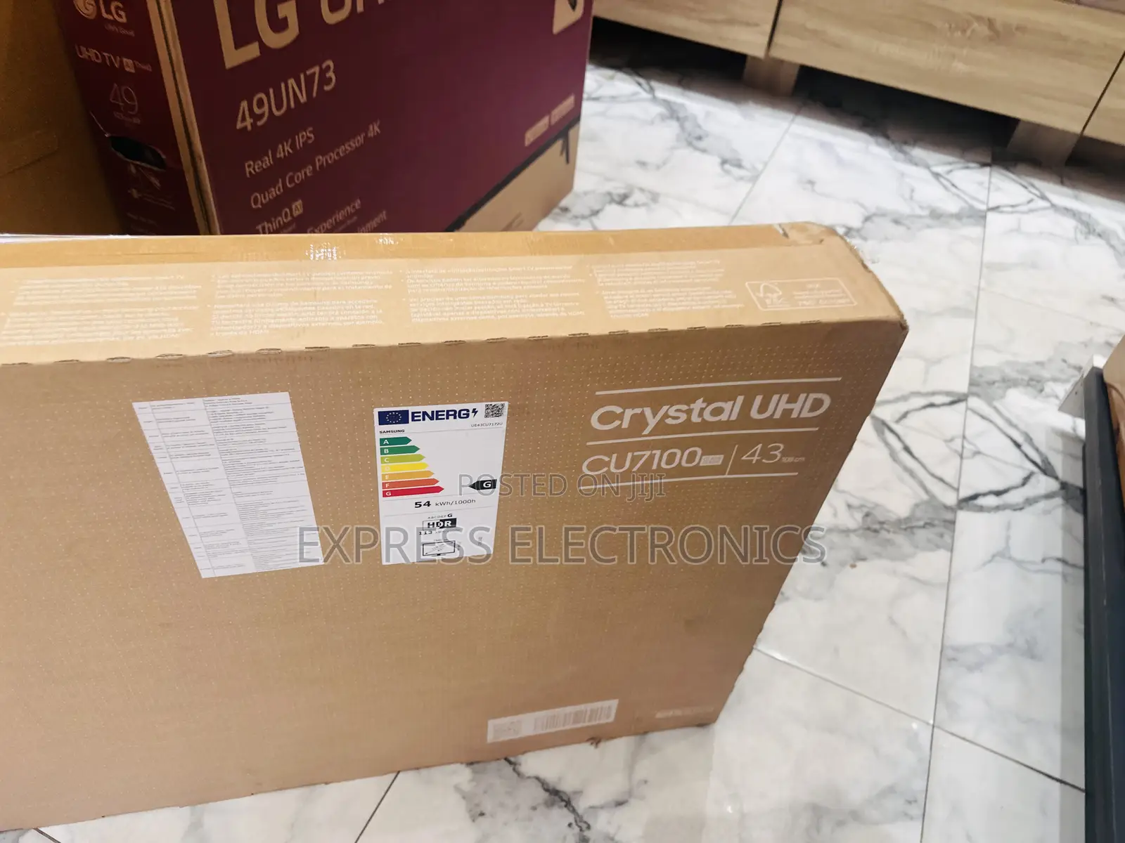 High Resolution Image UHD Smart Samsung 43”Cu7000