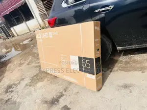LG UHD Smart Glossy LED Screen 65”UR78