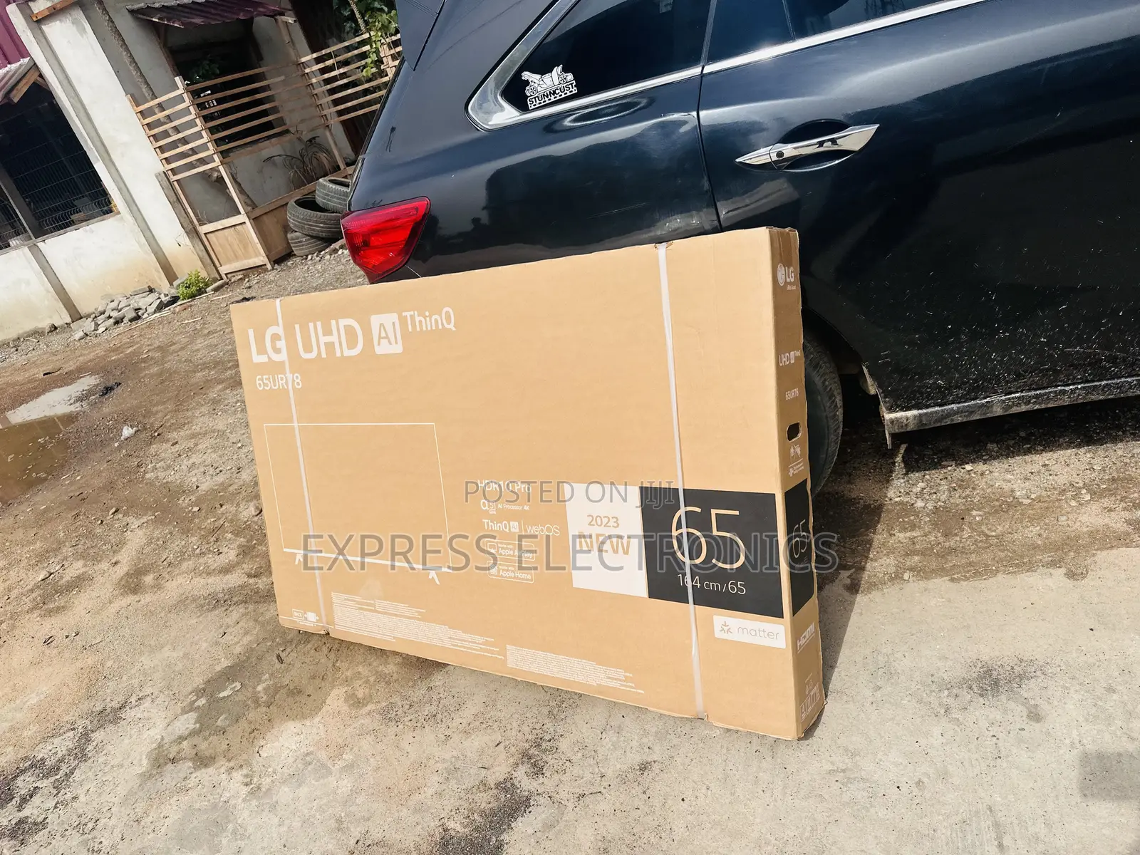 View Vivid Pictures UHD Smart LG 65”UR78